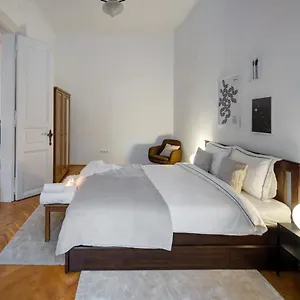  Apartment Felsoerdosor
